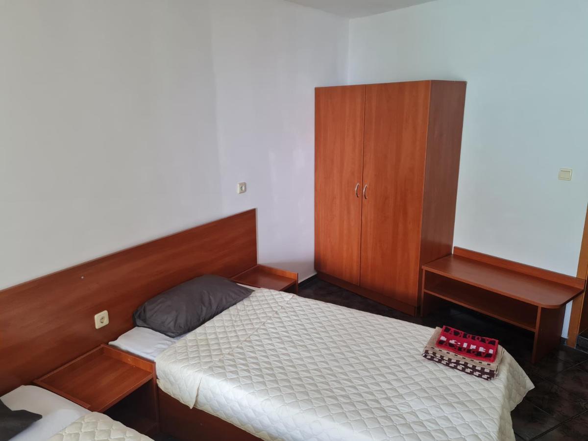 Алми Almi Hotel Sveti Vlas Exterior photo