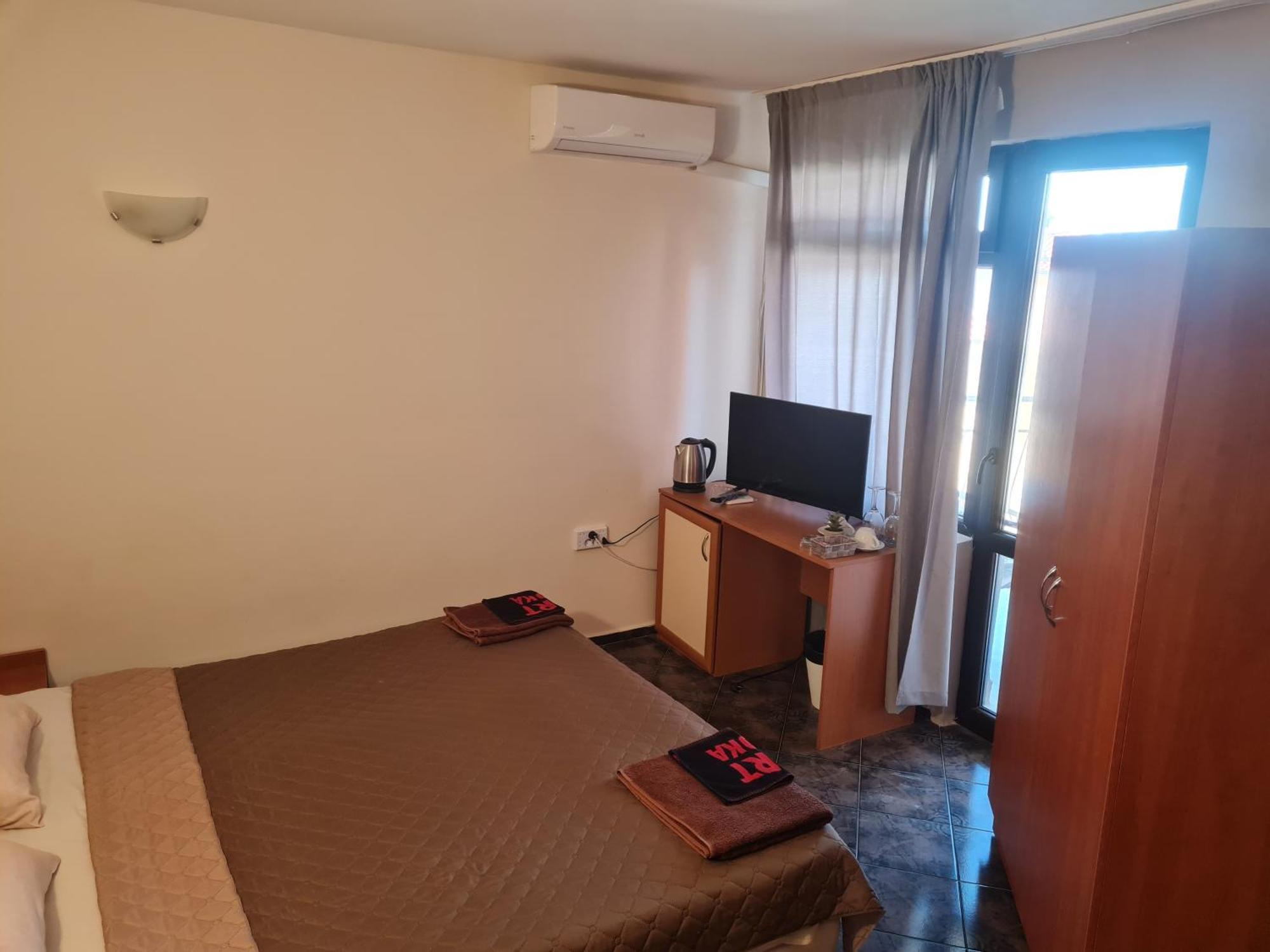 Алми Almi Hotel Sveti Vlas Exterior photo